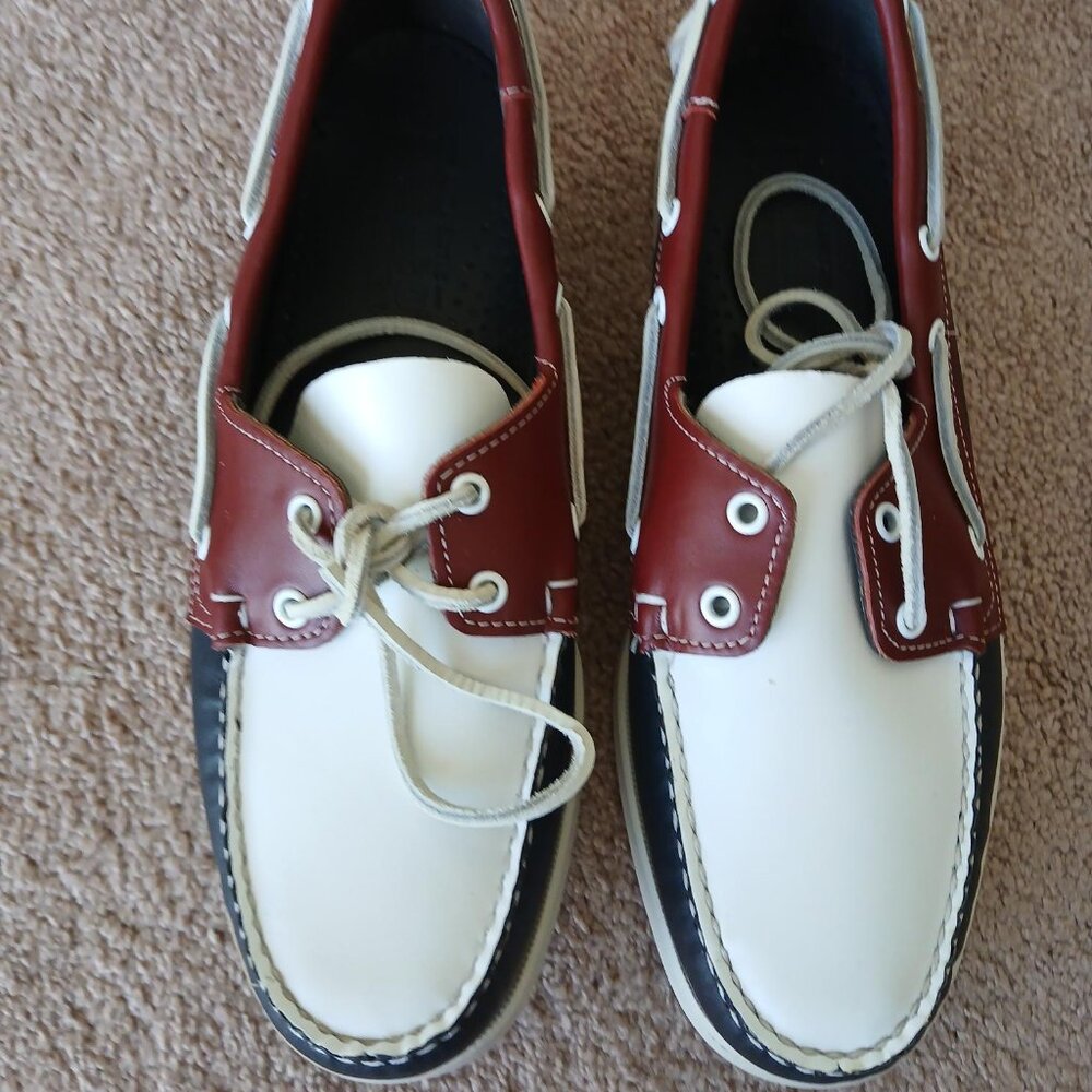 Seabago leather deck shoes
